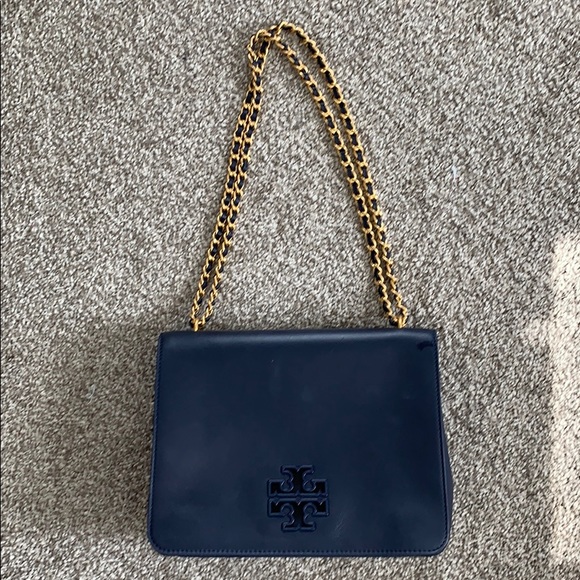 Tory Burch Handbags - Tory Burch Navy with Gold Detail Purse